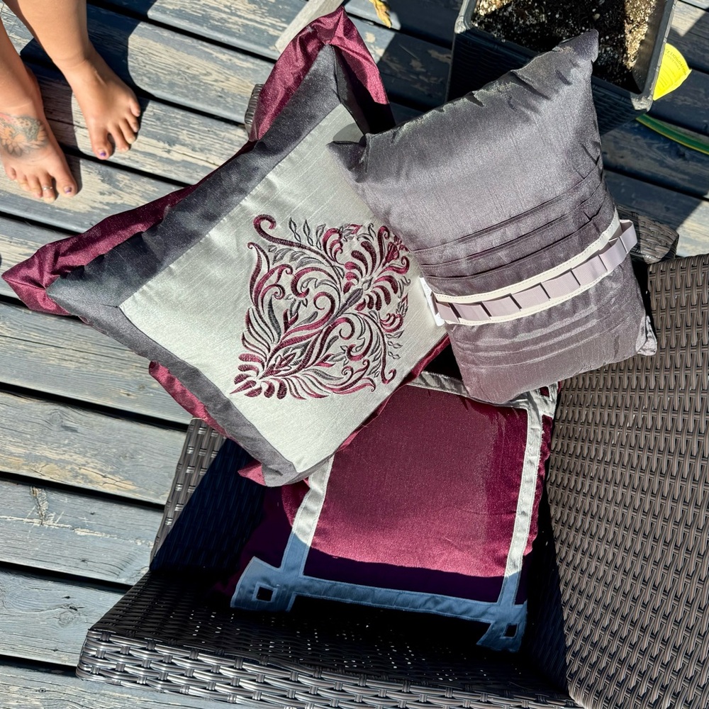 Elegant Purple and Gray Decorative Pillow Set